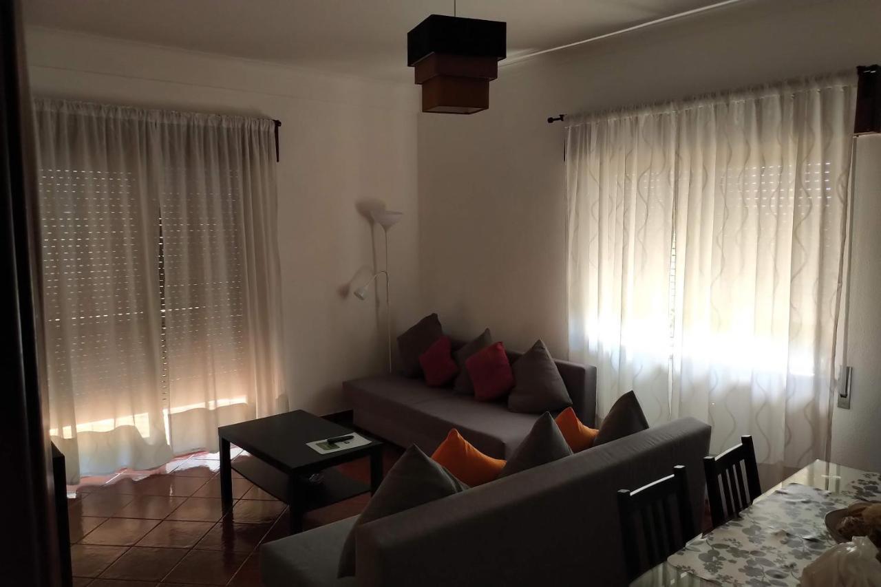 Apartment Spacious 2 Bedroom *